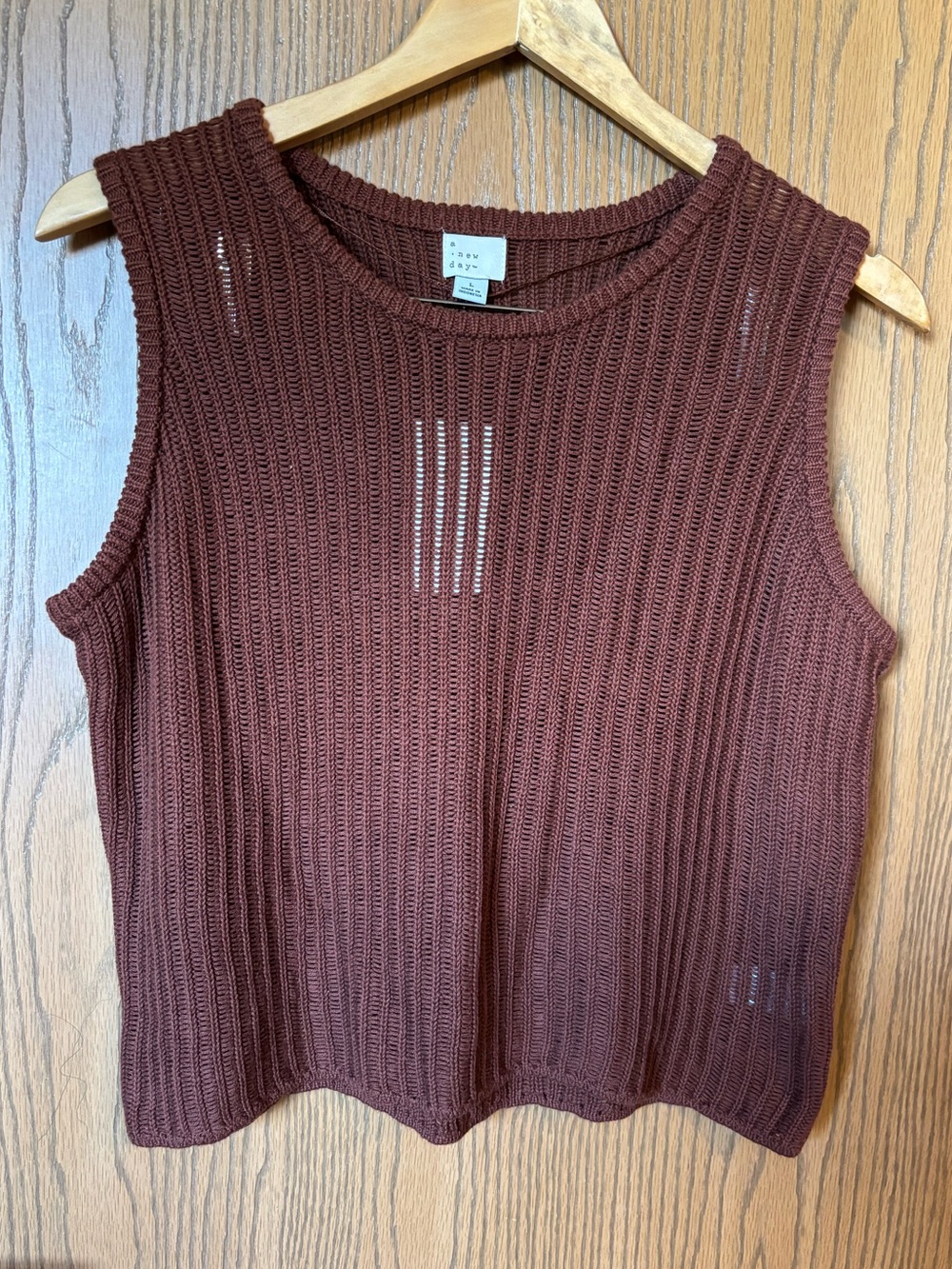 a new day Sleeveless Drop Knit Crewneck Pullover Sweater in Deep Brown